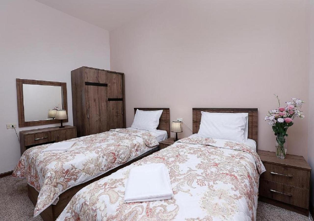 Guesthouse Jerevan Eksteriør billede